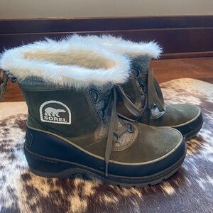 Sorel Snow Boots, Women's 9